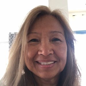 Meet your Posher, Debbie